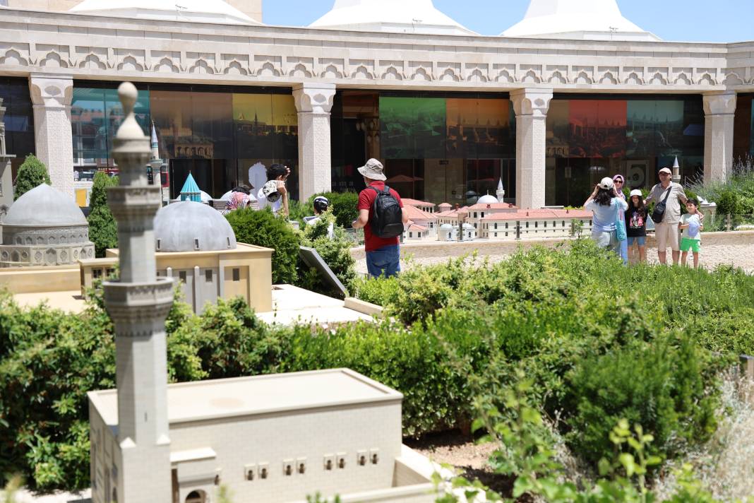 Konya’daki müzeler ve tanıtım merkezleri bayramda ziyaretçi akınına uğradı 16